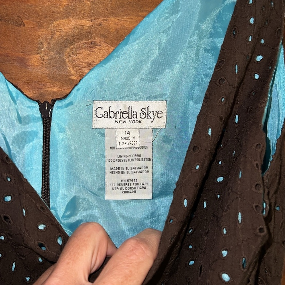 Brown & sky blue eyelet dress by Gabriella skye - Picture 2 of 4